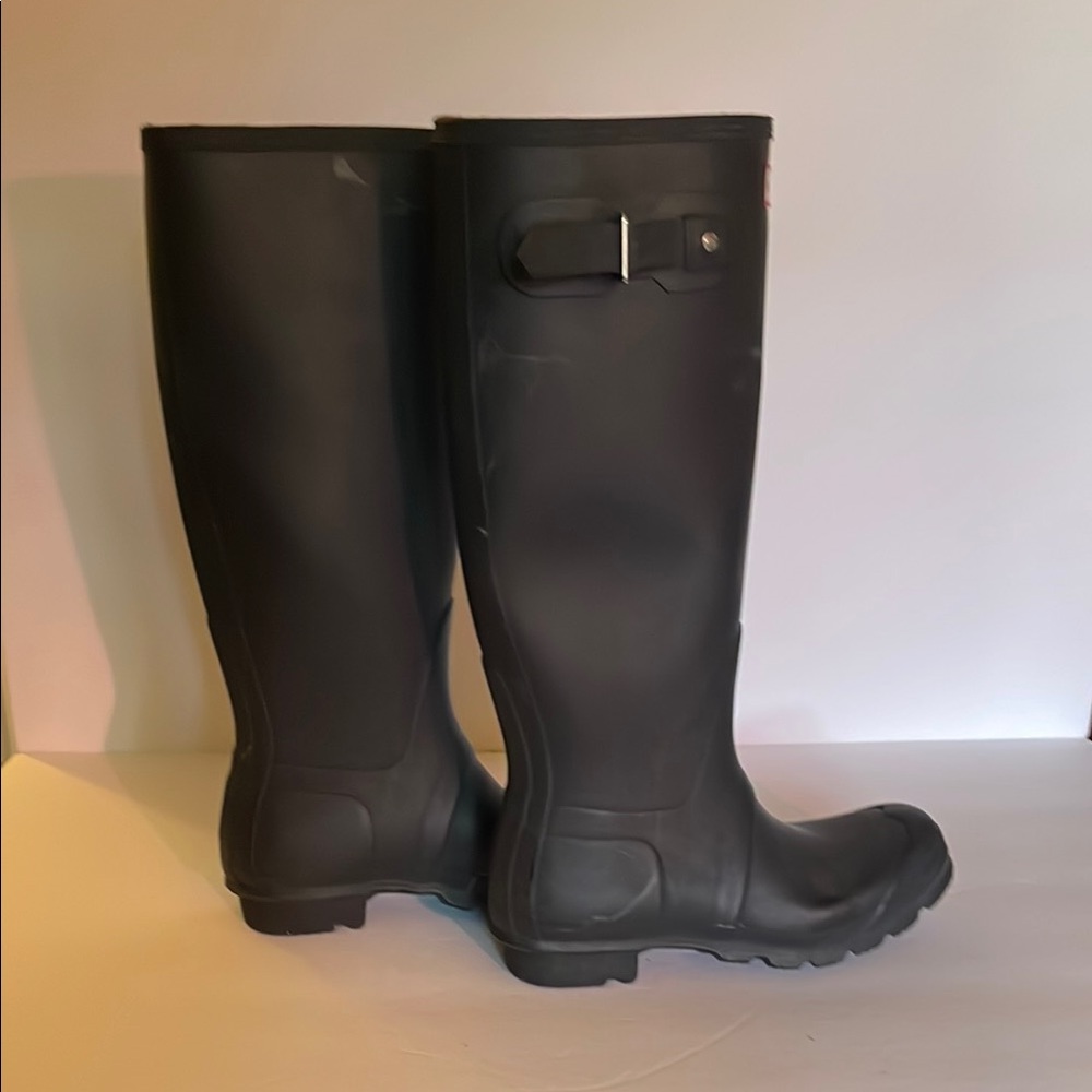 Hunter Classic Black Waterproof Boots - Picture 5 of 7